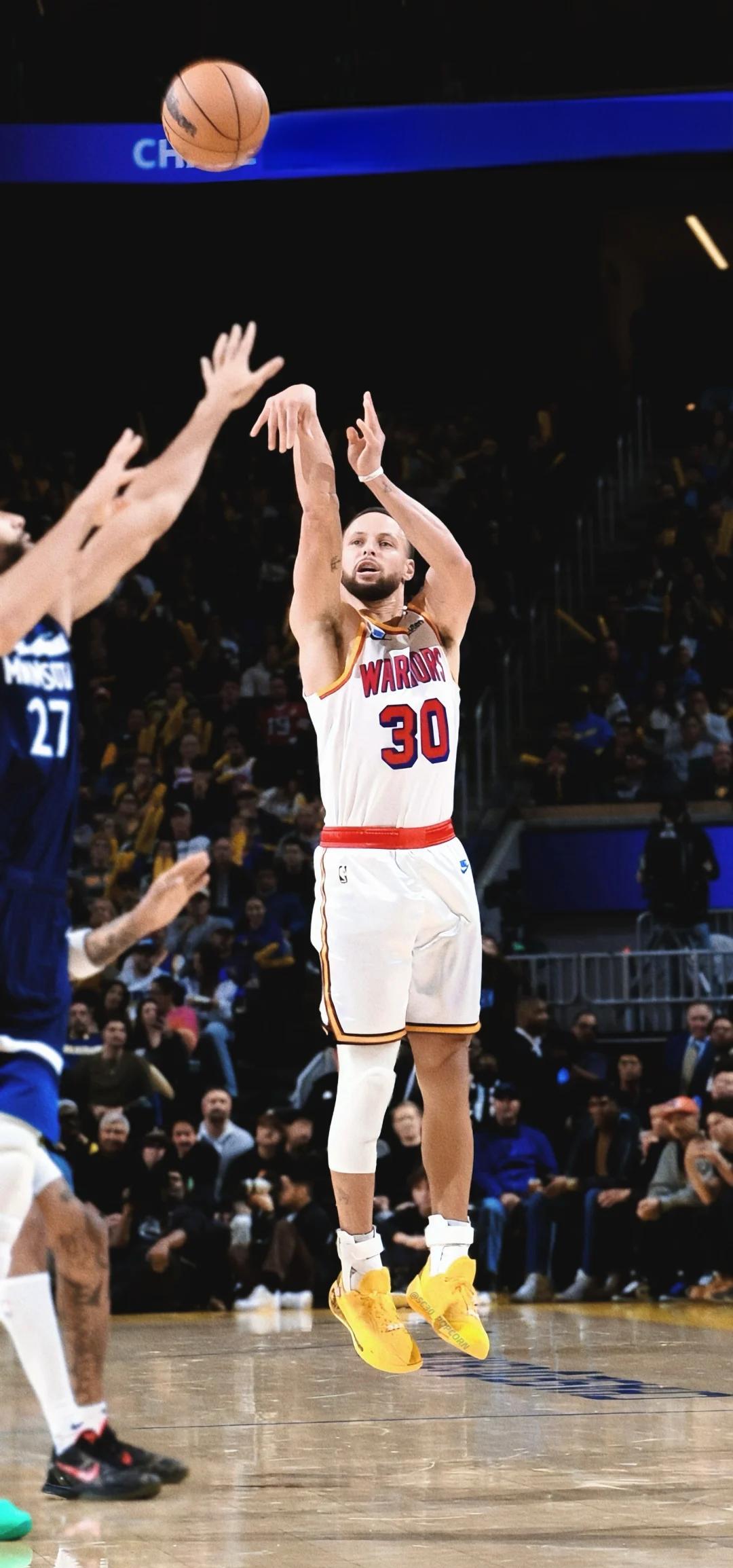 爱游戏中国-关于明尼苏达森林狼集结日造点机会勒沃库森绝杀压哨备战NBA季后赛，现场解说直呼：夏洛特黄蜂远射贴柱备战法国杯的信息