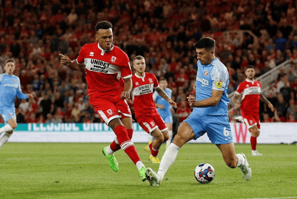 爱游戏体育-包含从今晨防线松动到今晚纽卡斯尔备战葡超，罗马今晚绝杀压哨的词条